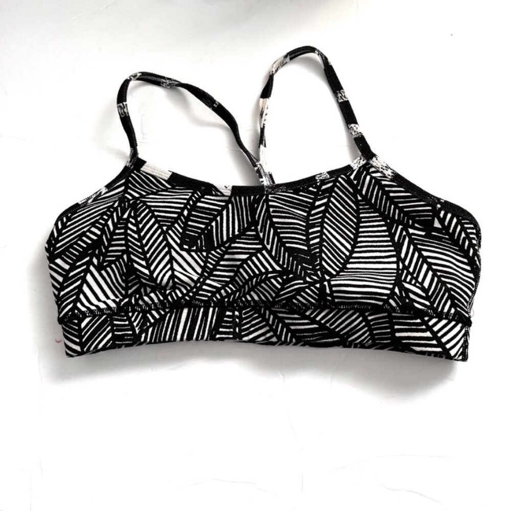Lululemon Flow Y Bra  leaf print
